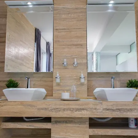 Thome Vlaicu Penthouse Apartament
