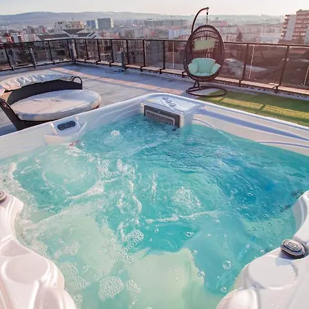 Thome Vlaicu Penthouse
